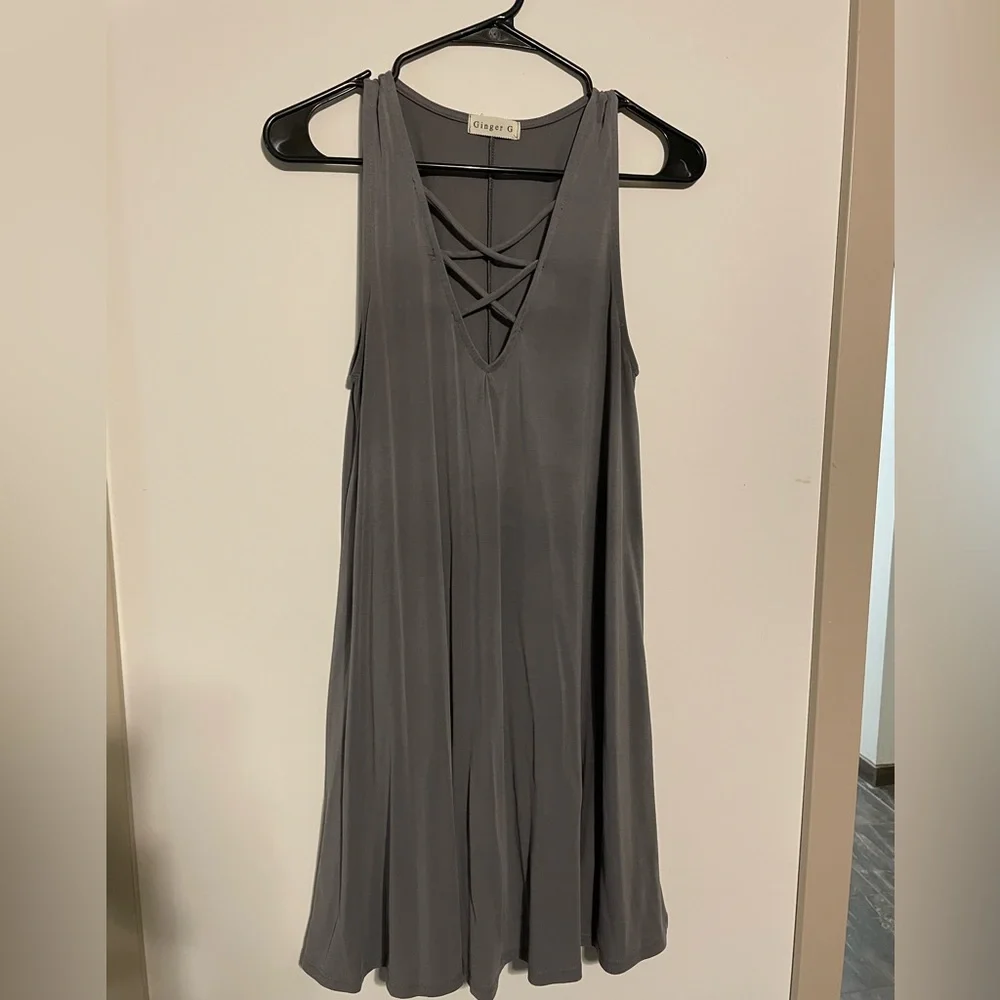 82 Ginger G Gray Large Cross Dress - Picture 1 of 4